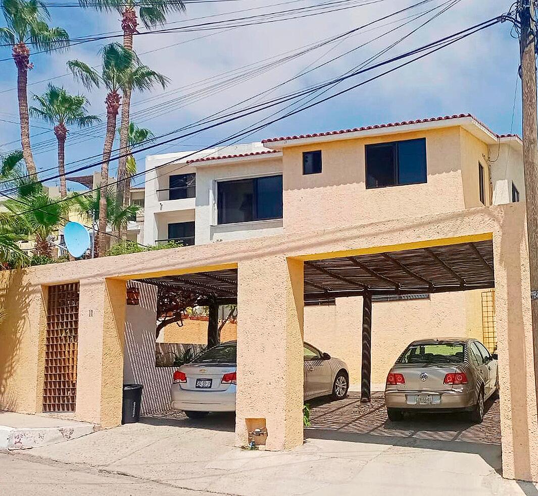 Cabo Luxury Maranata Beautiful 4-Bedroom Home in El Tezal, Cabo San Lucas - Now Offering for sale