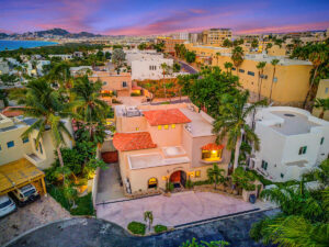 Cabo Luxury Residencial La Jolla Casa Tigre is located in La Jolla, a well-positioned community offering convenient access to San José del Cabo and the corridor. This house has ocean – 16 Cerrada Baja, Cabo Corridor, BS