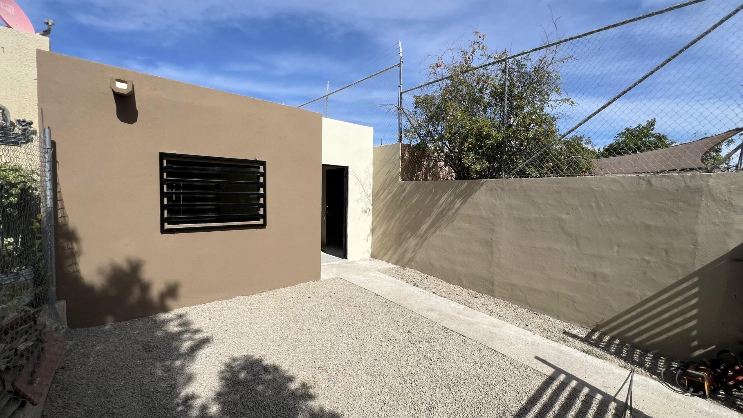 Cabo Luxury Miramar This is a 3 Bedroom and 2.5 Bath.This House Have a 10.000 Liter Water Cistern. the House come Partial Furnish.Close to Schools And Super Markets., Ley and Ahorrera Super Market, Also near to Down Town Cabo San Lucas.This will be a Good Investment for Rental Business. Or for Low Maintenet Retirement. for sale