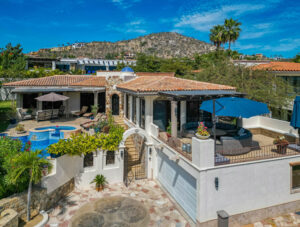 Cabo Luxury Csl C/Club Golf This Village offers that little bit of something special for everyone, or a whole lot of special.our spectacular development as the best location is a new state-of-the-art club house including Pool and so much more.Simply put... impecable standards with an unparalleled lifestyle.This villa offers comfort and elegance, featuring luxurious finishes, a fully equipped kitchen with granite countertops, spacious living spaces, and beautiful bathrooms with walk-in closets, terraces, and much more. This villa offers privacy and tranquility.Make sure to pack your sunglasses and sun screen as the Country Club Cabo San Lucas will deliver when it comes to the weather. This – A7 Rancho Paraiso, Cabo Corridor, BS
