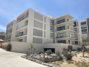 Cabo Luxury Kaikoura KAIKOURABoutique CONDOS Designed for Lifestyle & Rental Income Located in the rapidly growing community of El Tezal in Cabo San Lucas, KAIKOURA is a private collection of only six exclusive residences designed for buyers seeking a modern second home with strong vacation rental potential. Unlike many developments currently offered in pre-construction, KAIKOURA is a completed residential project, offering buyers the confidence of acquiring a tangible property ready for delivery, furnishing, and immediate operation. Final finishing touches underway. With Spacious three-bedroom layouts, contemporary architecture, rooftop amenities, pool, lounge areas, and high-end finishes, KAIKOURA delivers a boutique ownership experience in one of Cabo's most dynamic real estate markets. – Calle Via La Paloma, Cabo Corridor, BS