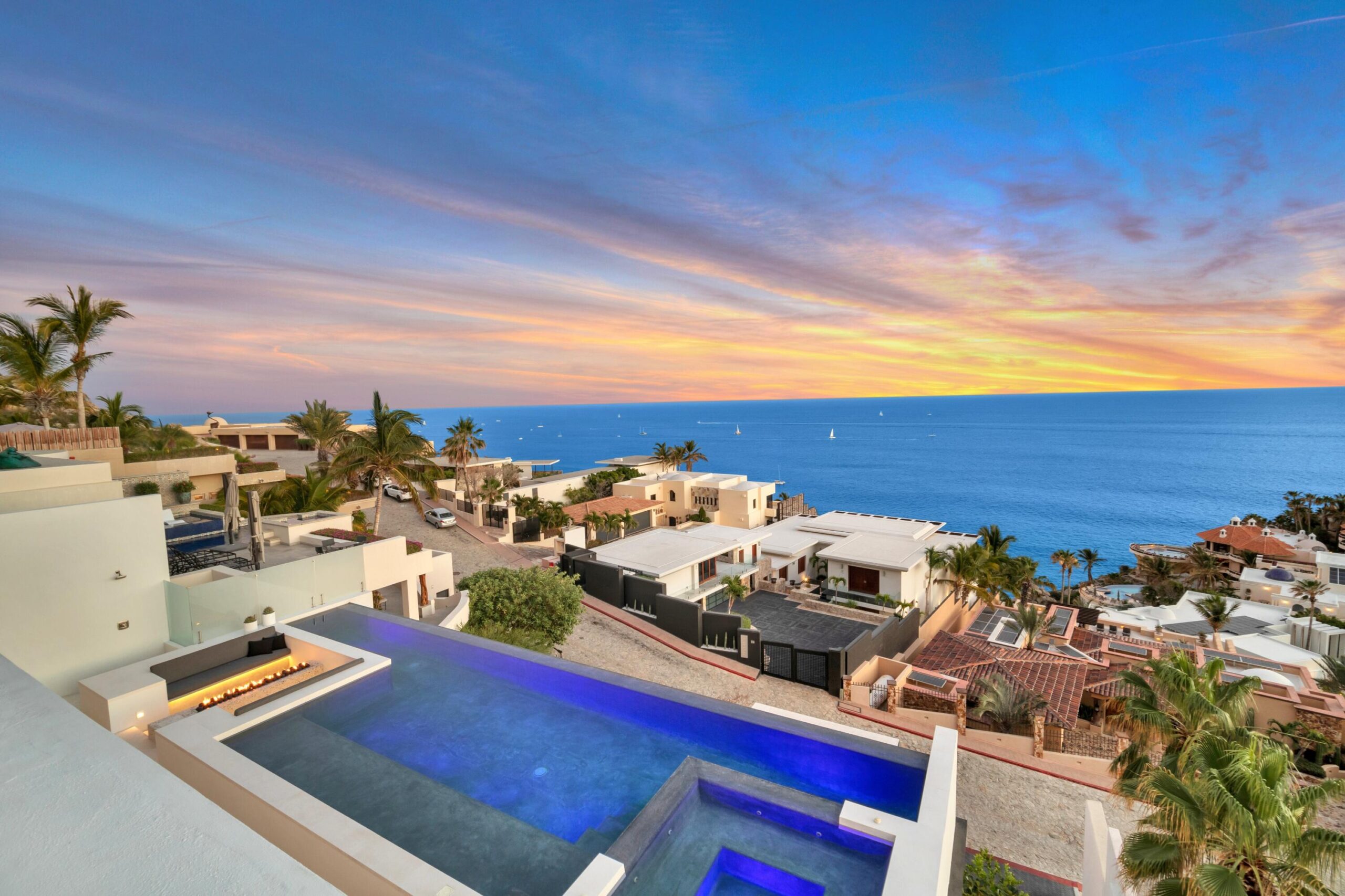 Cabo Luxury Pedregal Csl Welcome to your cozy piece of paradise in the heart of Pedregal! This lovely 4-bedroom, 3-bathroom home is full of classic Mexican charm. Beautifully maintained, the house has a warm, cheerful energy that makes you feel right at home the moment you walk through the door.Enjoy relaxing afternoons and stunning Marina for sale