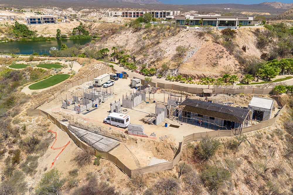 Cabo Luxury Pedregal Heights Villa Aurora is a quiet exploration of proportion, light, and horizon. Perched in Pedregal Heights at the highest point of in all of Los Cabos, the terrain opens to sweeping for sale