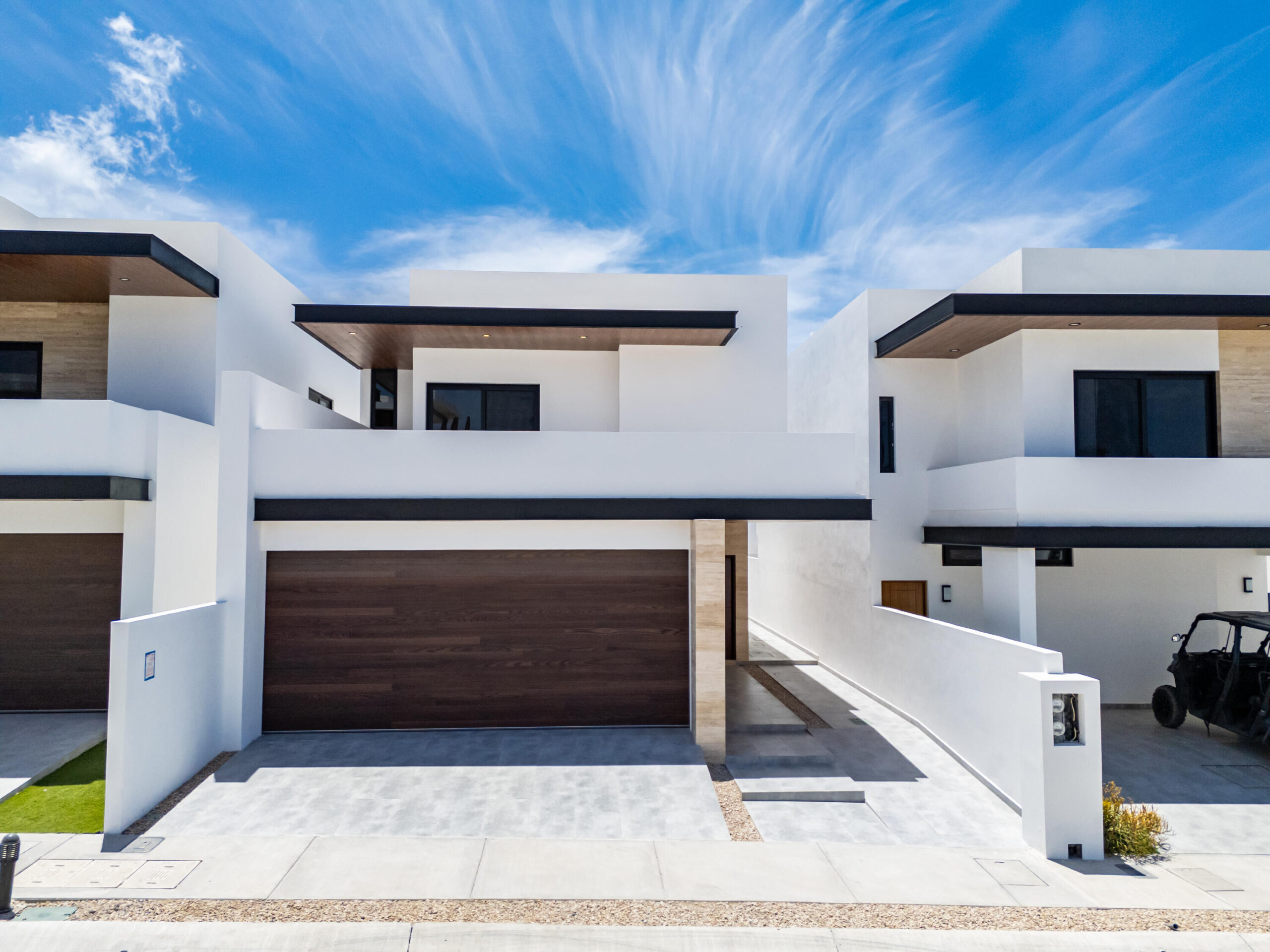 Cabo Luxury The Canyon Entre Piedras Welcome to The Canyon, San José del Cabo's only fully accessible master-planned community. This enclave of 39 Artigas-designed 4-bedroom homes offers three layout options, central air, four full baths, two-car carport, rooftop terrace with ocean for sale
