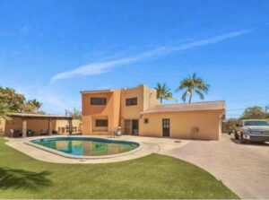 Cabo Luxury Privanzas Price improvement! This fabulous family home is back on the market in the much sought after area of Privanzas in El Tezal. With a pool, tennis courts and racketball facilities, a communal gym and a kiddy park for the community. This home has been renovated. It has been recently waterproofed and has hurricane shutters for your protection. For your convenience there is a new plaza built just outside, steps away from a pizza and a drink. A perfect family home in El Tezal. Come and see it today. – Pool House -Big Lot, San Jose Del Cabo, San Jose del Cabo, BS