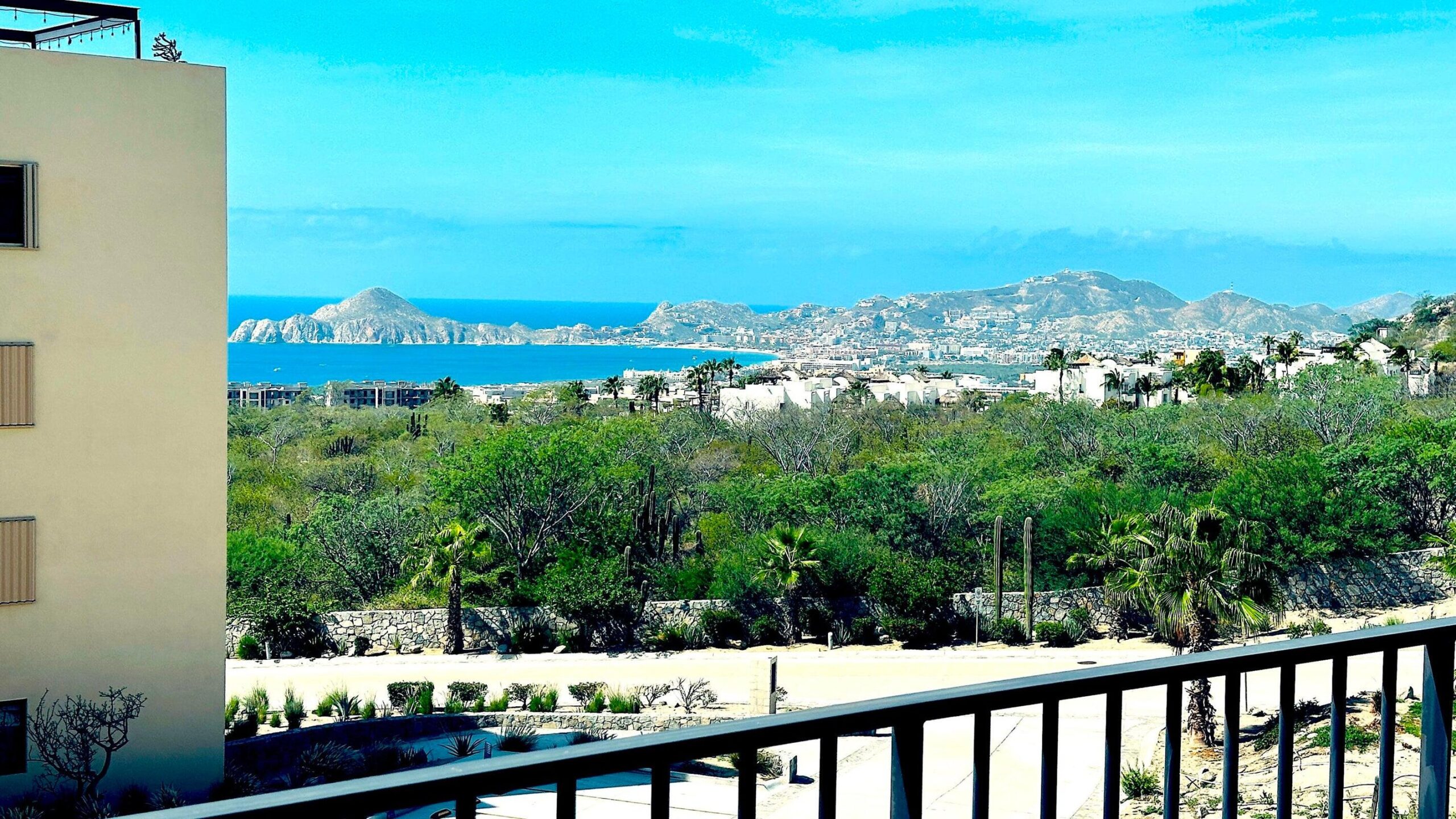 Cabo Luxury Ventanas PRICED TO SELL!!! Beautiful TURN KEY Condo, Ocean for sale