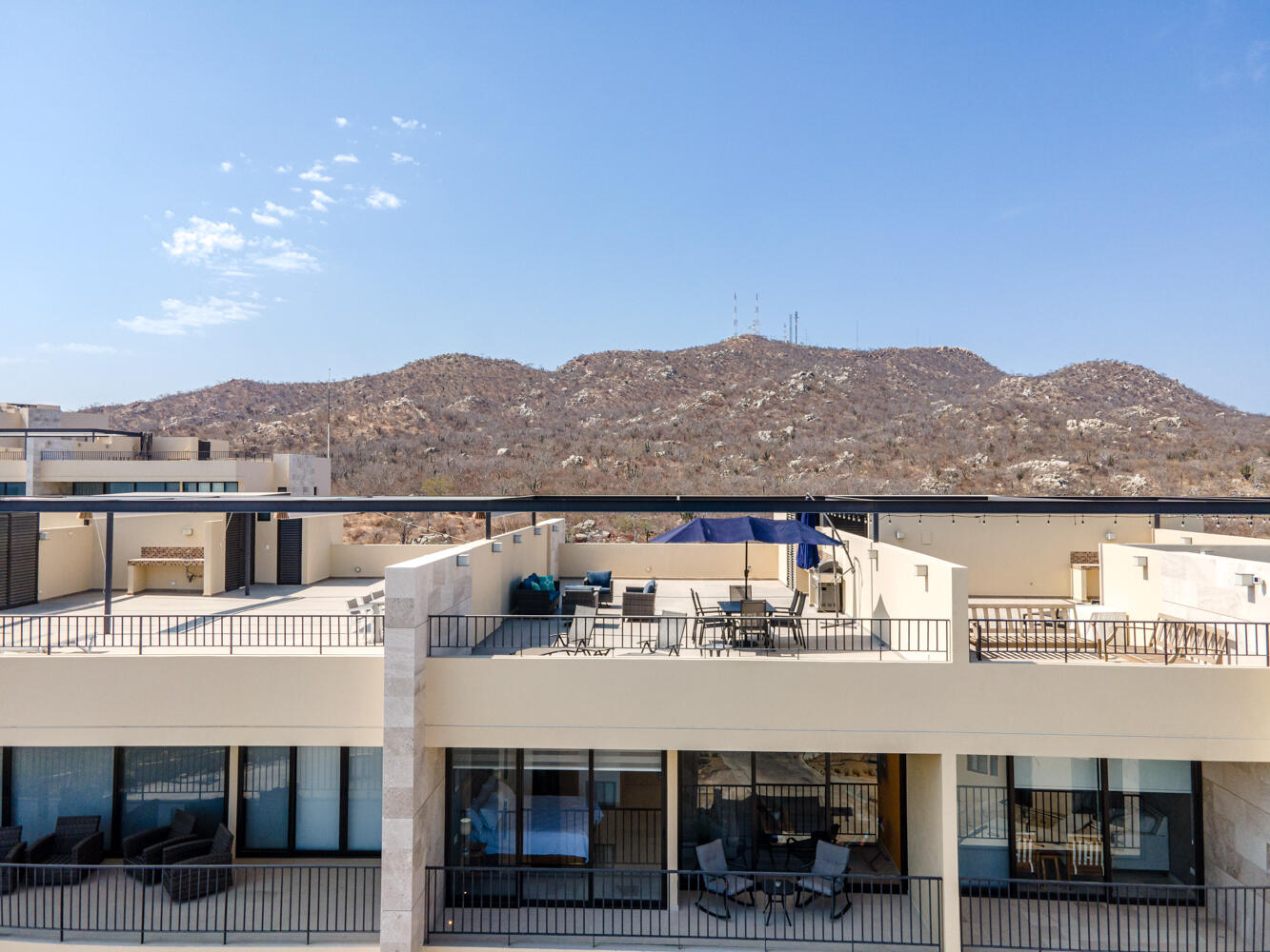 Cabo Luxury Breeze Of Cabo Discover this modern 2-bedroom, 2-bathroom condo located in the highly sought-after Sunset area of Cabo San Lucas. This corner unit offers maximum privacy with only one neighbor and features spacious windows and a cozy terrace where you can enjoy breathtaking sunrises and sunsets. The property includes underground parking, access to a shared rooftop with a swimming pool and panoramic ocean for sale