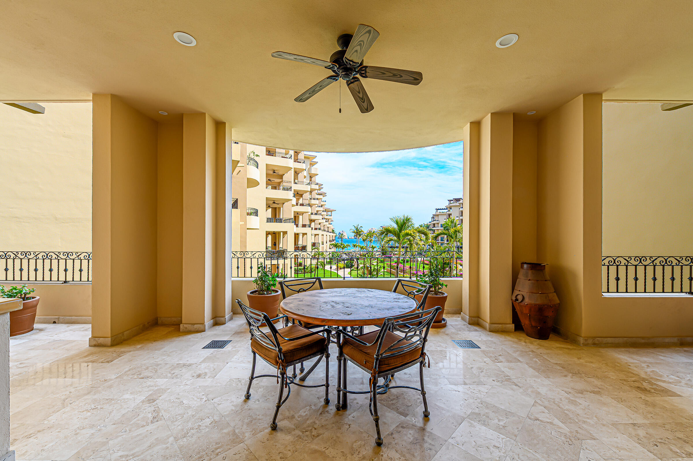 Cabo Luxury Cenit There is only room for one at the top, and it is Cenit. Elevate your expectations with Cenit Los Cabos Located at the highest point in beautiful San Jose del Cabo Where Culture and lifestyle come together. This 1st level luxury condo in our Palmilla tower offers unrivaled – Villa La Estancia 2301, Cabo San Lucas, Cabo San Lucas, BS