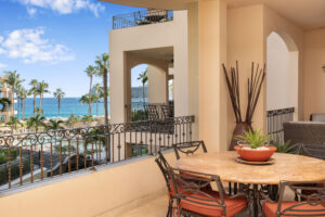 Cabo Luxury Cabo Costa TURNKEY FULLY FURNISHED 2-BEDROOM CONDO WITH PRIVATE PLUNGE POOL. Beautiful turnkey 2-bedroom ground-floor condo in Duna Tower at Cabo Costa, Cabo San Lucas. Features a private patio with dipping pool, ideal for seamless indoor-outdoor living and strong rental appeal. The unit offers two spacious en-suite bedrooms and a modern design with neutral finishes, creating a comfortable and inviting space.Cabo Costa is a newer community designed to blend architecture with nature, offering a tranquil and upscale environment.Amenities include clubhouse, infinity pool, gym, sundeck, kids' area, jacuzzi, wet bar, snack bar, and massage area.Ideal as a vacation home or investment property. – Villa la Estancia, Cabo San Lucas, Cabo San Lucas, BS