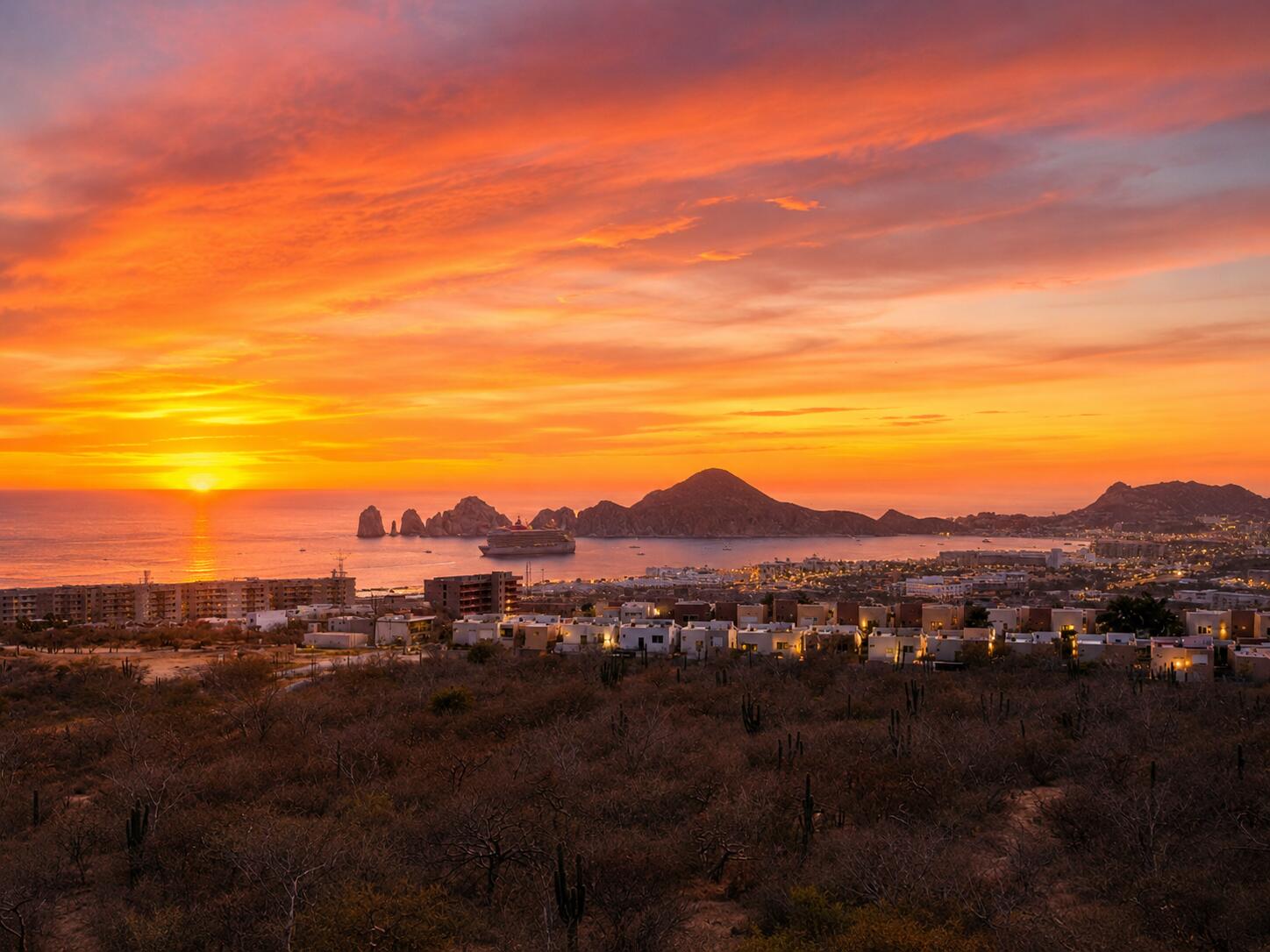 Cabo Luxury Monte Rocella Luxury Penthouse with Private Rooftop & splash pool Arch – 271 Parcela, Cabo Corridor, BS