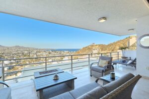 Cabo Luxury Cascadas Welcome to Las Cascadas 611, a beautifully positioned residence in the prestigious Pedregal community of Cabo San Lucas. This 2-bedroom, 2-bathroom condo offers breathtaking – Camino Bonito, Cabo San Lucas, BS
