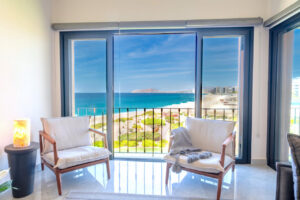 Cabo Luxury Casa Del Mar Rare offering. A two-level Oceanfront Penthouse is a one-of-a-kind living experience. The fully renovated property boasts a modern and contemporary design and offers breathtaking – Casa del Mar Penthouse, San Jose Corridor, BS