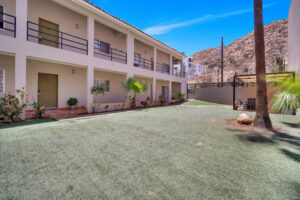Cabo Luxury Centro Rare opportunity to own a fully furnished 2 bedroom, 2 bathroom condo in a four plex, a property type rarely available in Cabo San Lucas. Ideally located just a 5 minute walk to downtown, the marina, restaurants, shopping, and nearby beaches. This well maintained residence offers a unique boutique style living experience, providing privacy and charm unlike larger condominium developments. With excellent rental income potential, it is perfect as a vacation home, full time residence, or investment property. One of four individual units available for purchase separately, or all four units can be acquired together for a rare multi unit investment opportunity. Motivated – Loma Alta, Cabo San Lucas, BS