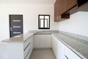 Cabo Luxury Villa Cabo Sur Villa Cabo Sur | Cabo San Lucas. Two bedrooms, studio alcove, and smart single-level layouts designed for real life. Perfect for first-time buyers, rental investors, or anyone ready for a low-maintenance lifestyle in Los Cabos. Elevator, covered parking, and full access to all Villa Cabo Sur amenities included -- no compromises. One decision. The complete package: comfort, services, and long-term appreciation in one of Cabo's most sought-after communities. Villa Cabo Sur | Cabo San LucasDos recámaras, estudio alcoba y espacios bien resueltos en un solo nivel. Ideal para primer hogar, propiedad de renta o vivir cómodo sin dedicar fines de semana enteros al mantenimiento.Elevador, estacionamiento y acceso a todas las amenidades de la Villa incluidos, sin concesiones.Una decisión. El paquete completo: comodidad, servicios y plusvalía en una de las comunidades más cotizadas de Los Cabos. – 1918 C.SIERRA MADRE, Cabo San Lucas, BS