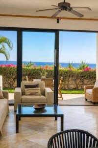 Cabo Luxury Rivieri Embrace the best of Cabo in this modern 2-bedroom duplex located in the premier neighborhood of El Tezal. This property stands out with its exceptional common areas, giving you access to two beautiful pools, a gym, a pickleball court, a common room, and collaborative workspaces. It is a highly pet-friendly environment with a dedicated pet area, all protected by 24/7 gated security.Located in Cabo's fastest-growing residential hub, you're just minutes from top schools, shopping, and effortless highway access to both downtown and the corridor. – Bajas, Fourplex Animas, San Jose del Cabo, San Jose del Cabo, BS