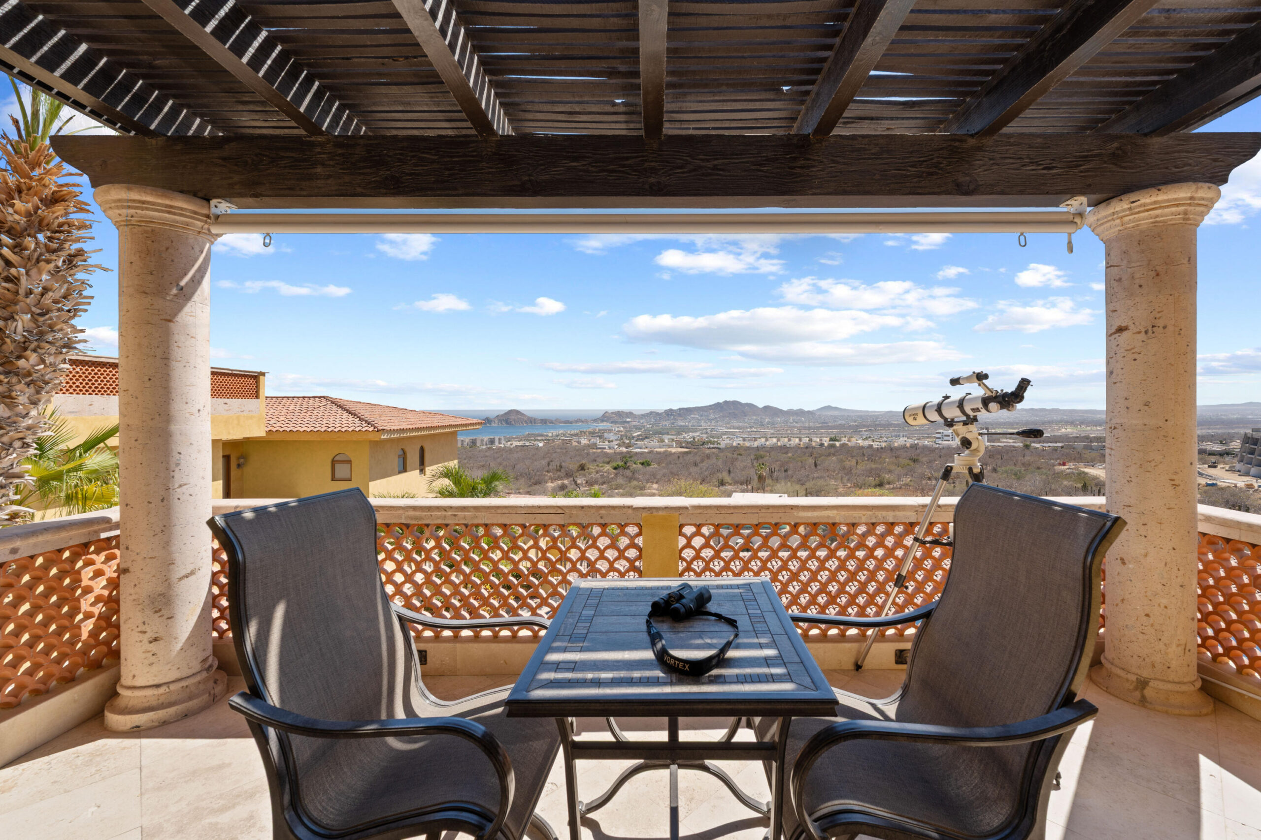 Cabo Luxury Rancho Par-El Cielito This stunning 3-bedroom two-level villa is located in El Cielito, a boutique enclave within the gated community of Rancho Paraiso Estates, offering the perfect blend of privacy, elegance, and Cabo's relaxed lifestyle. With ocean and city – El Cielito Condo, Cabo Corridor, BS